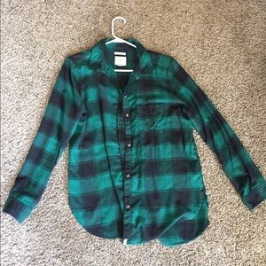 American Eagle green flannel Lg